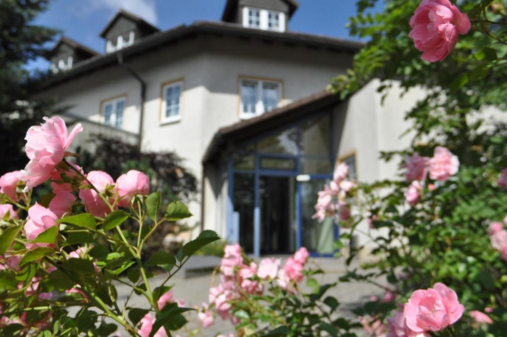 Rennsteighotel Herrnberger Hof Нойхаус-ам-Реннвег Экстерьер фото